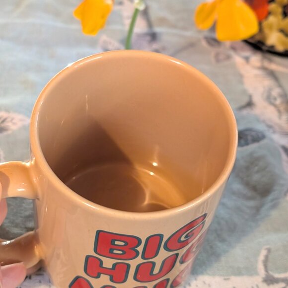 Iconic Pop Culture 80s Vintage Big Hug Mug Tan Orange Red Big Bubble Letters - Picture 7 of 9